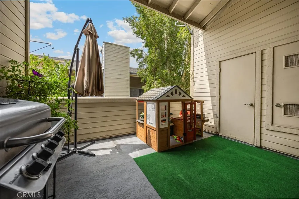 777 S Citrus Avenue, #221