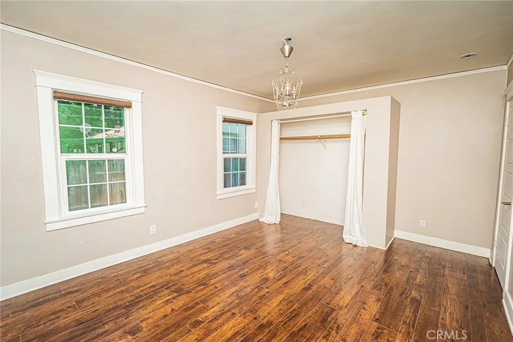 220 Palm Place