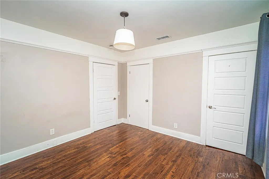 220 Palm Place