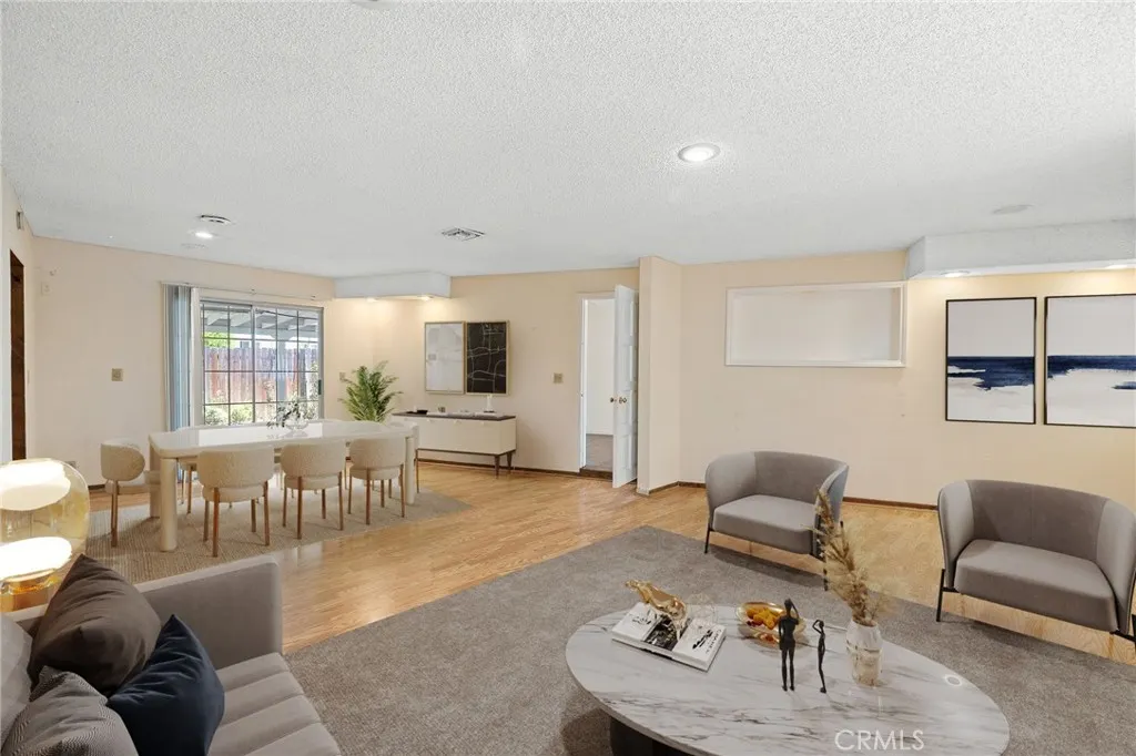 816 Delay Avenue