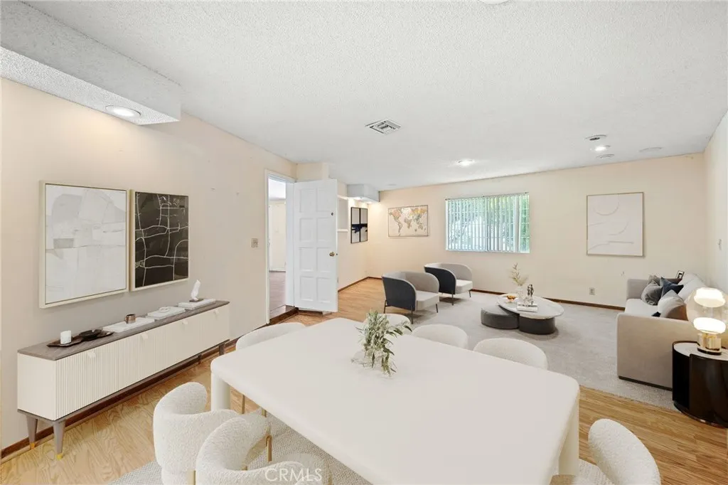 816 Delay Avenue