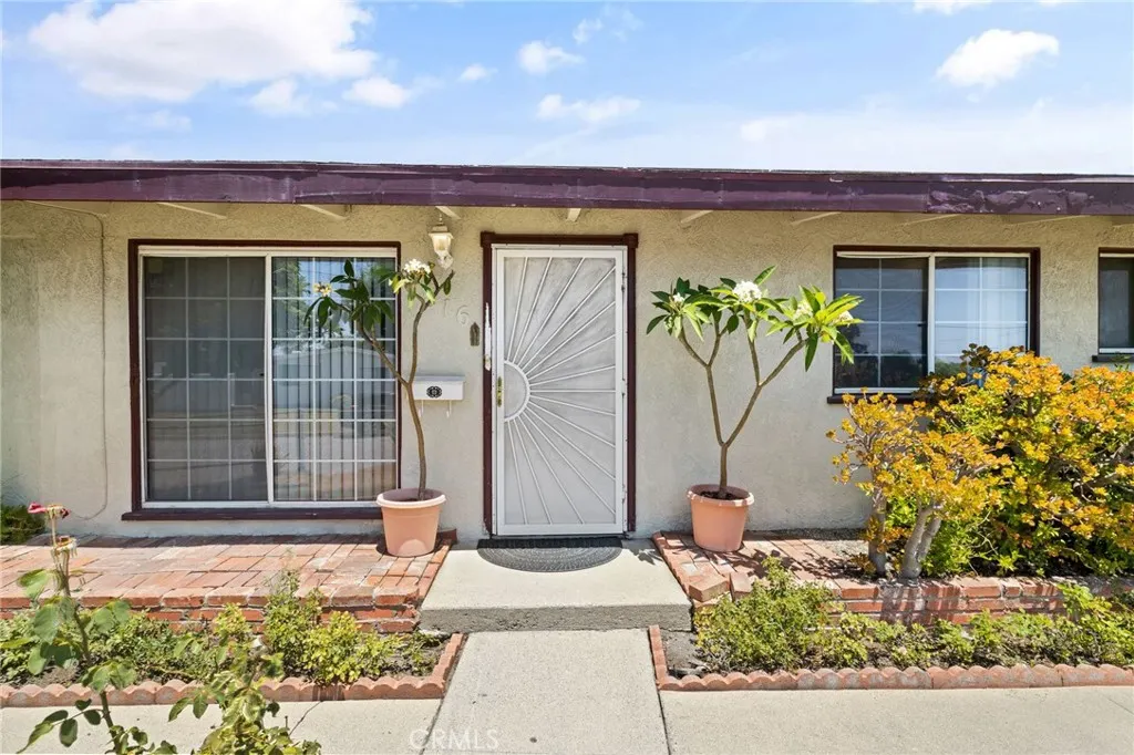 816 Delay Avenue