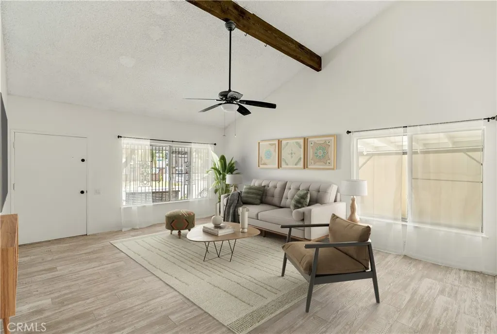 1824 Greenleaf Drive