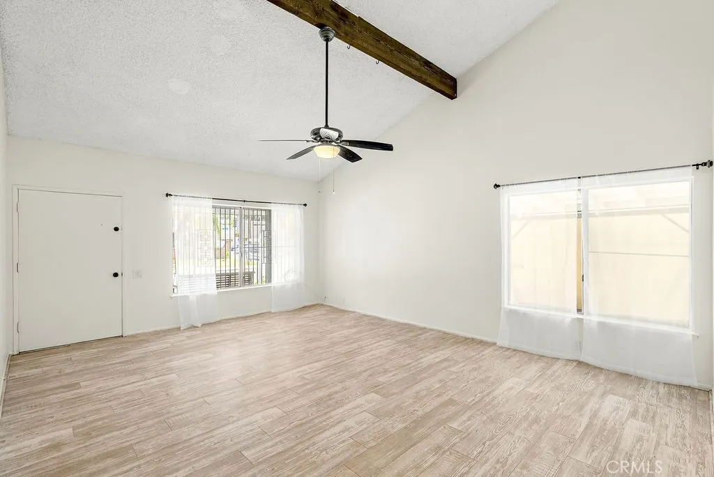 1824 Greenleaf Drive
