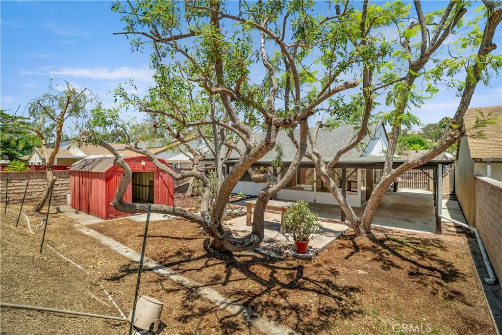 1824 Greenleaf Drive