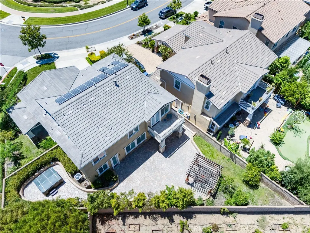 679 E Boxwood Lane