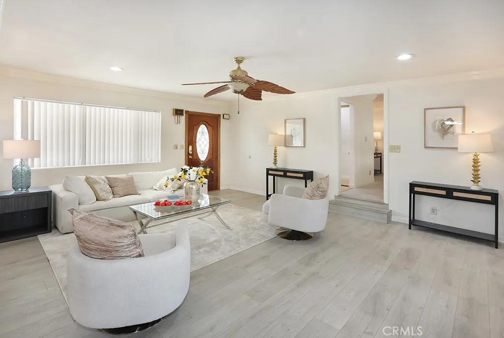 640 S Azusa Avenue