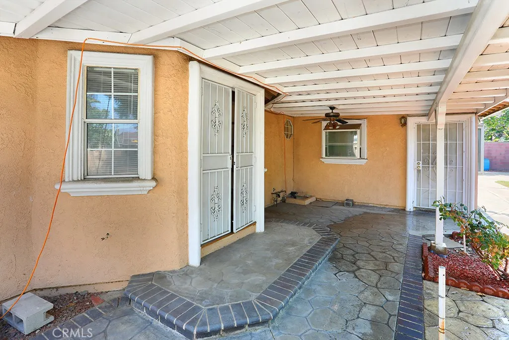 640 S Azusa Avenue