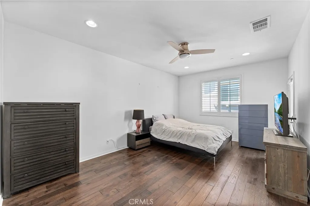 843 Sunburst Way