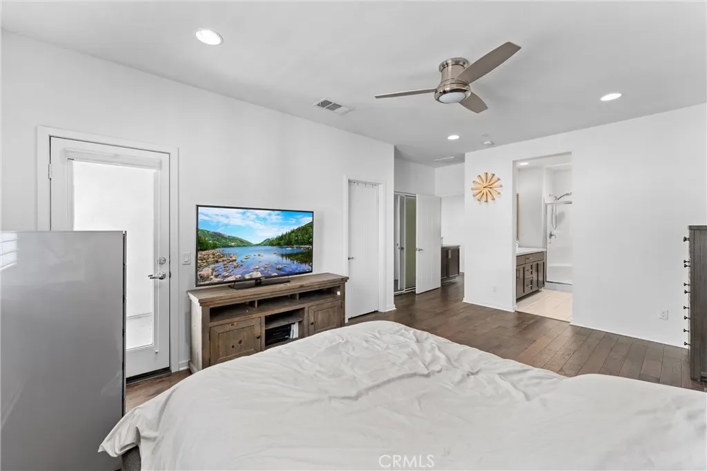 843 Sunburst Way
