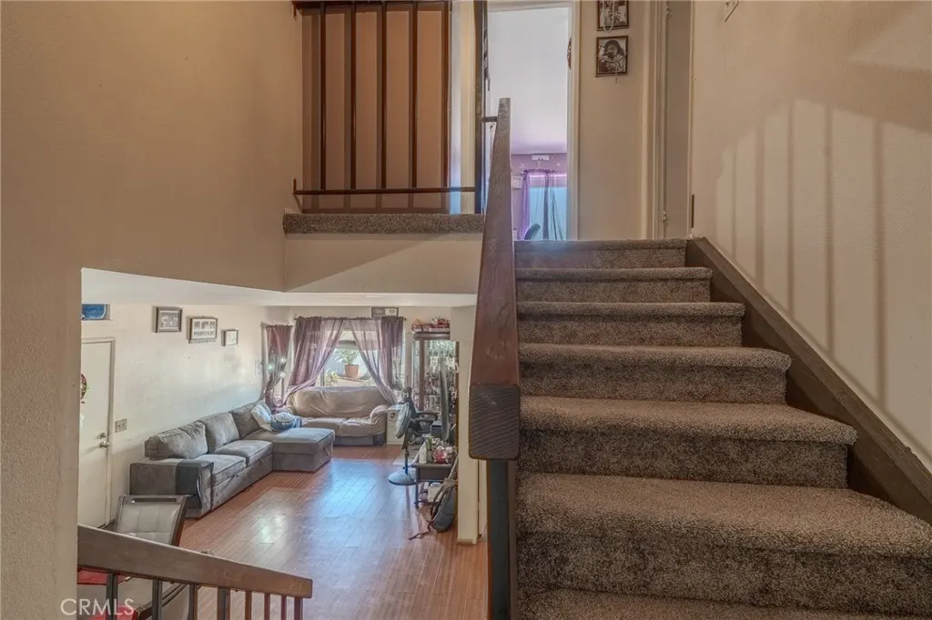 574 E Skylark Drive