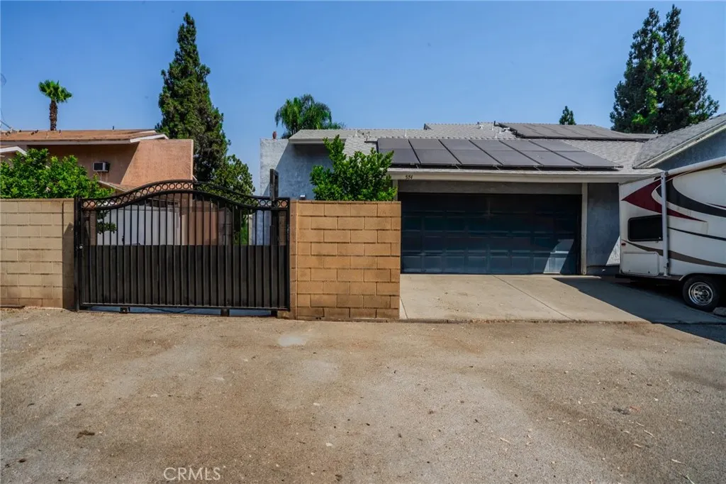 574 E Skylark Drive