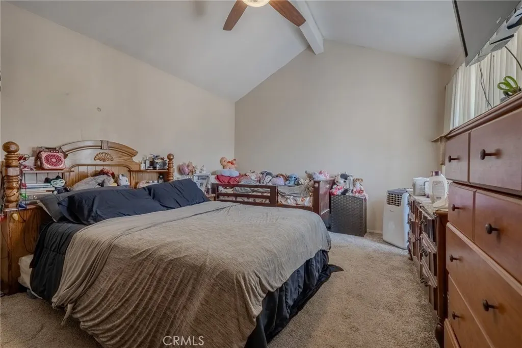574 E Skylark Drive