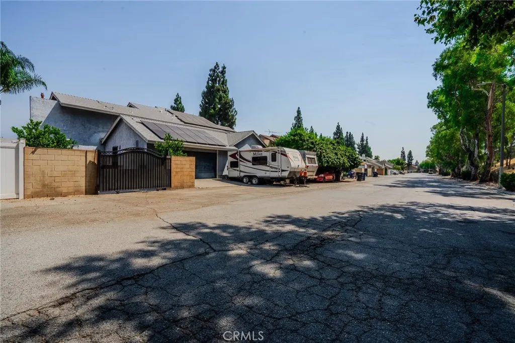 574 E Skylark Drive