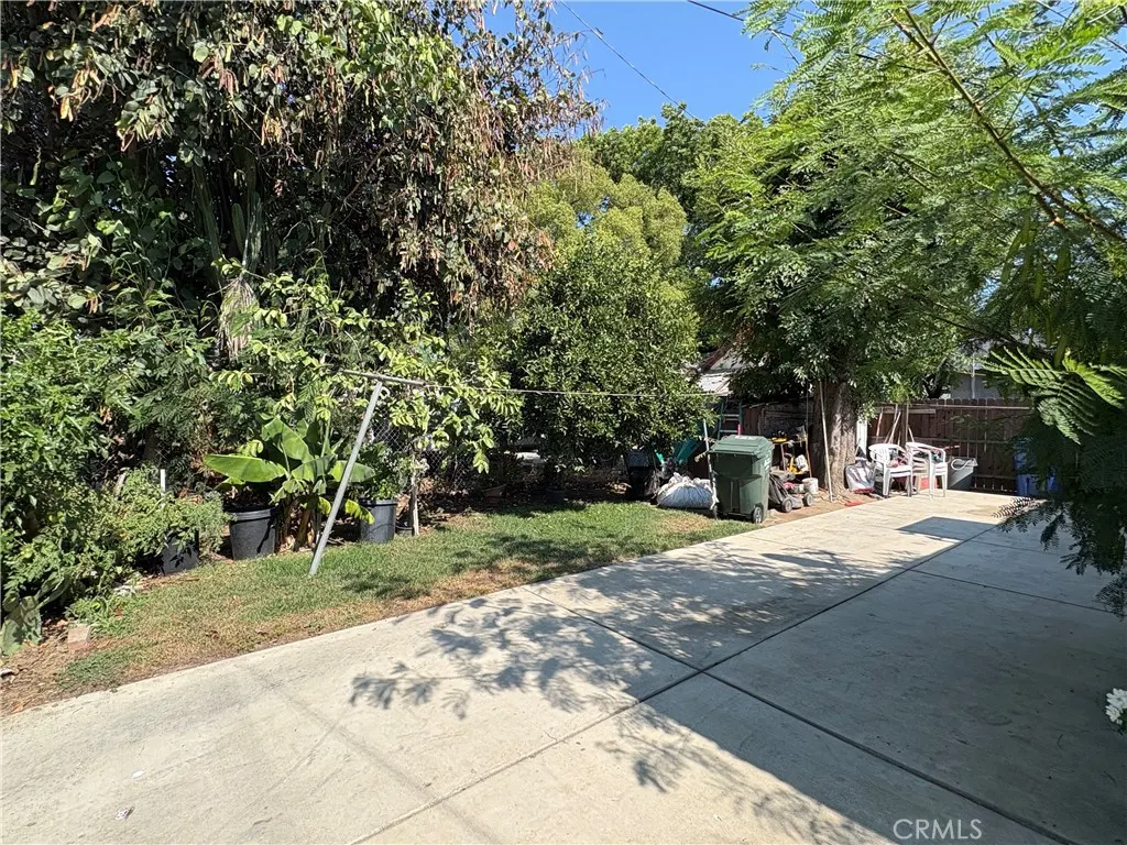 991 W 3rd Street