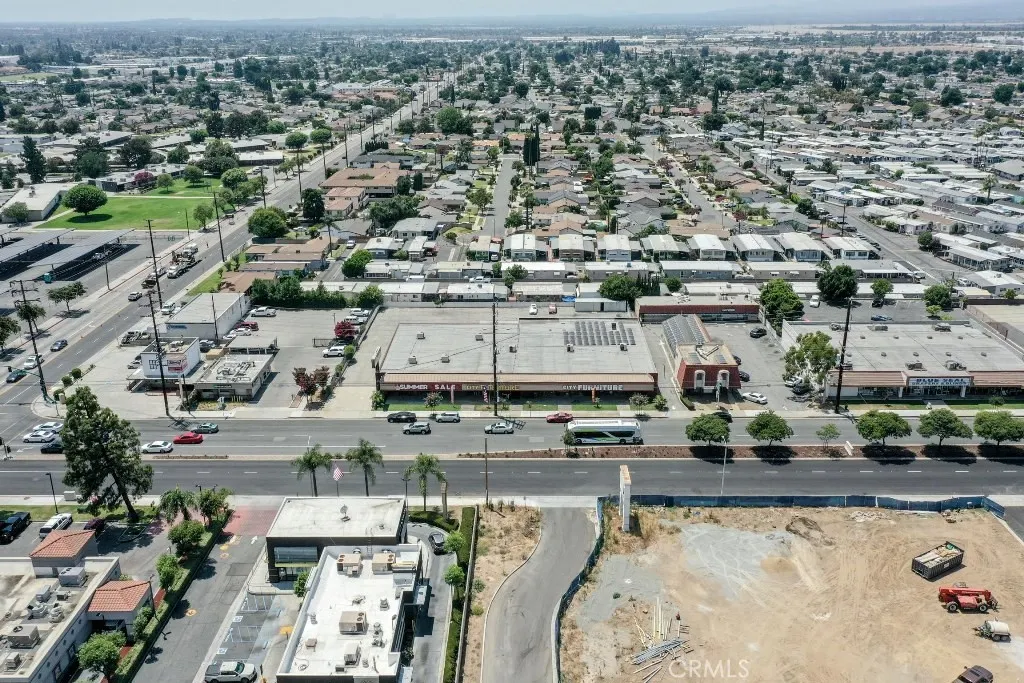 945 N Azusa Avenue