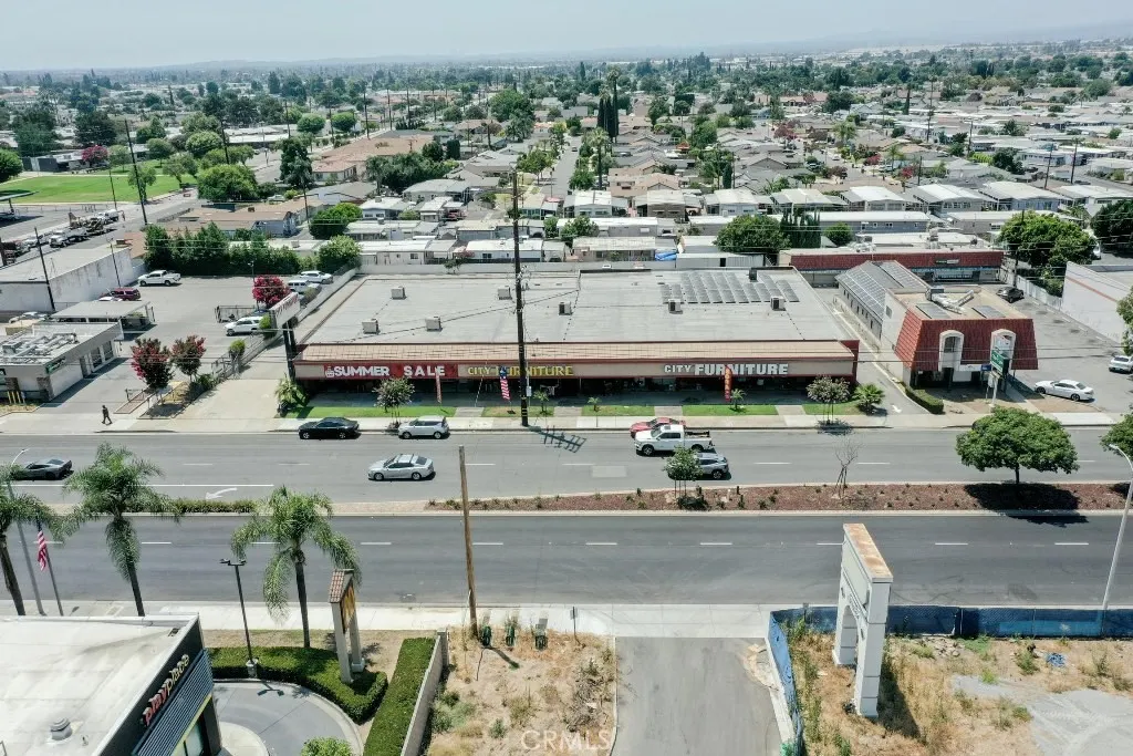 945 N Azusa Avenue
