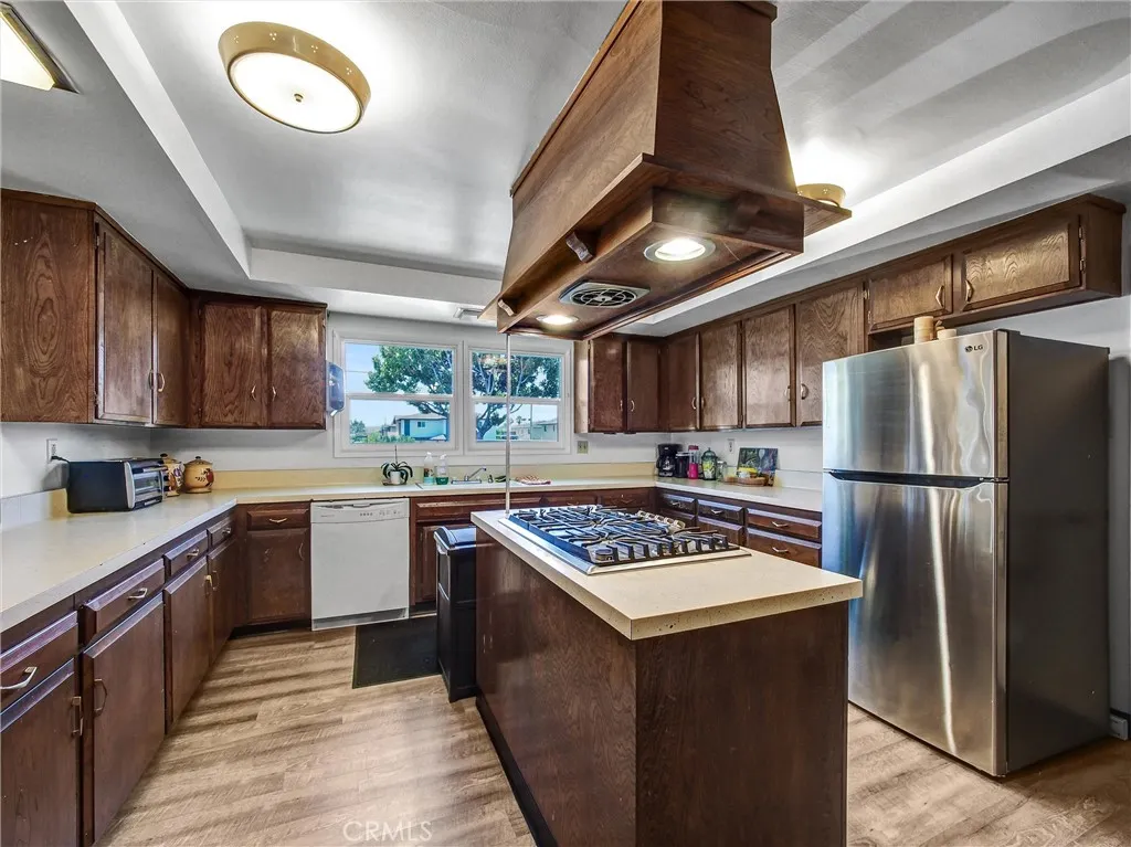 201 E Arrow Hwy, #64