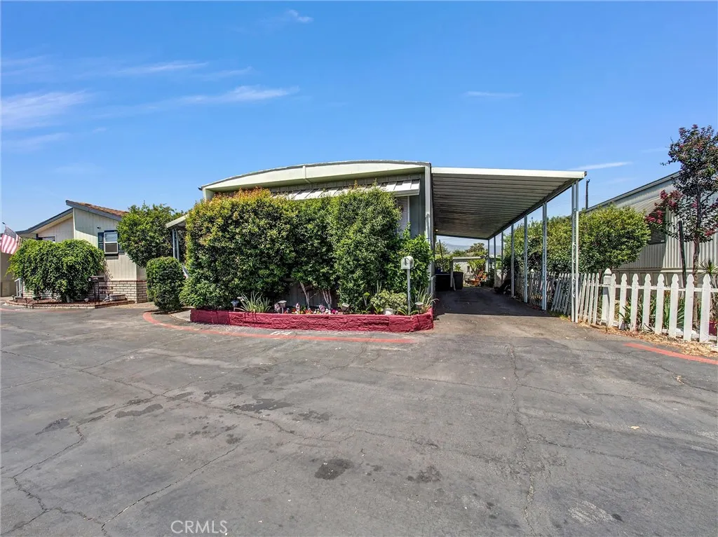 201 E Arrow Hwy, #64