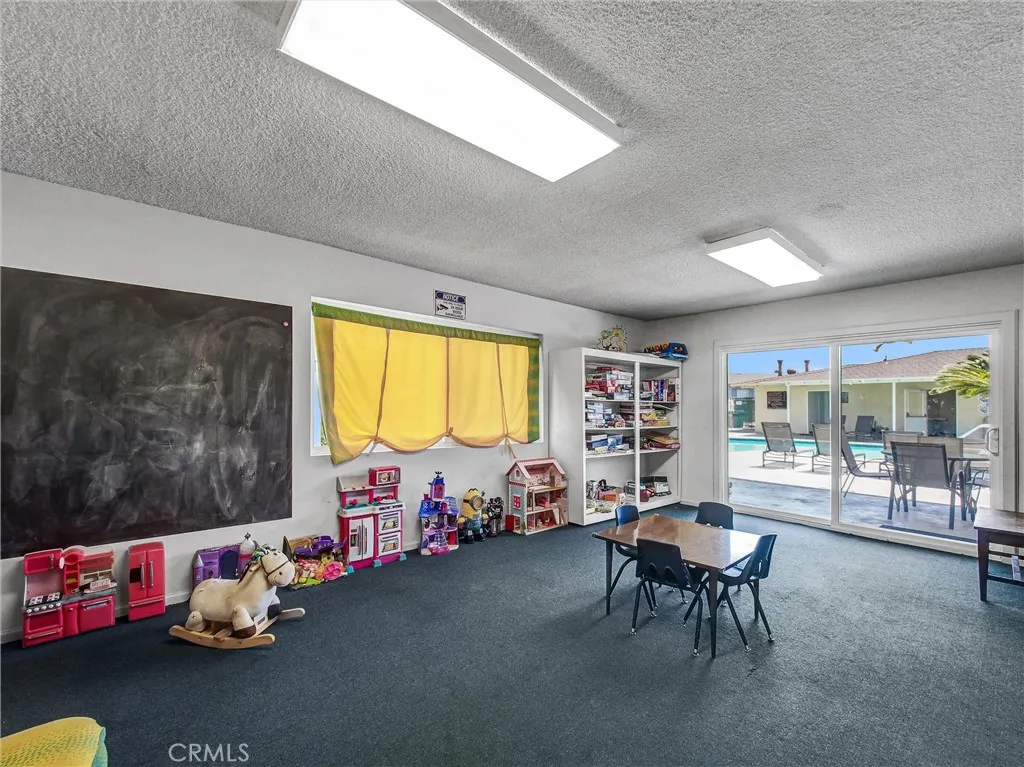 201 E Arrow Hwy, #64