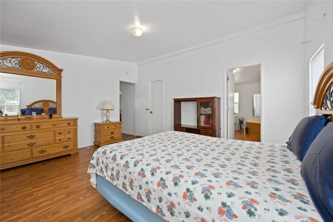 1855 E Riverside Drive, #5