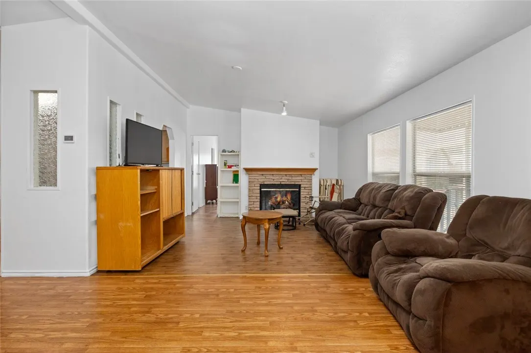 1855 E Riverside Drive, #5