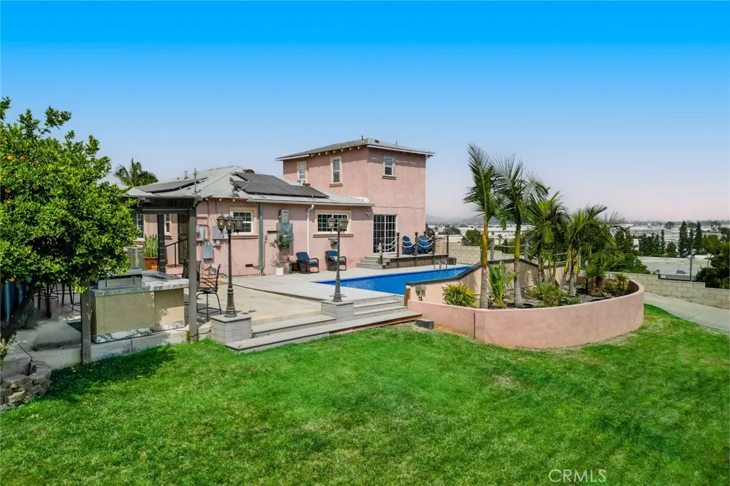 724 Forestview Avenue
