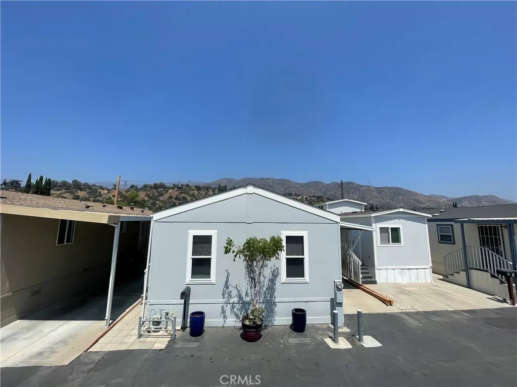 1020 BRADBOURNE Avenue, #4