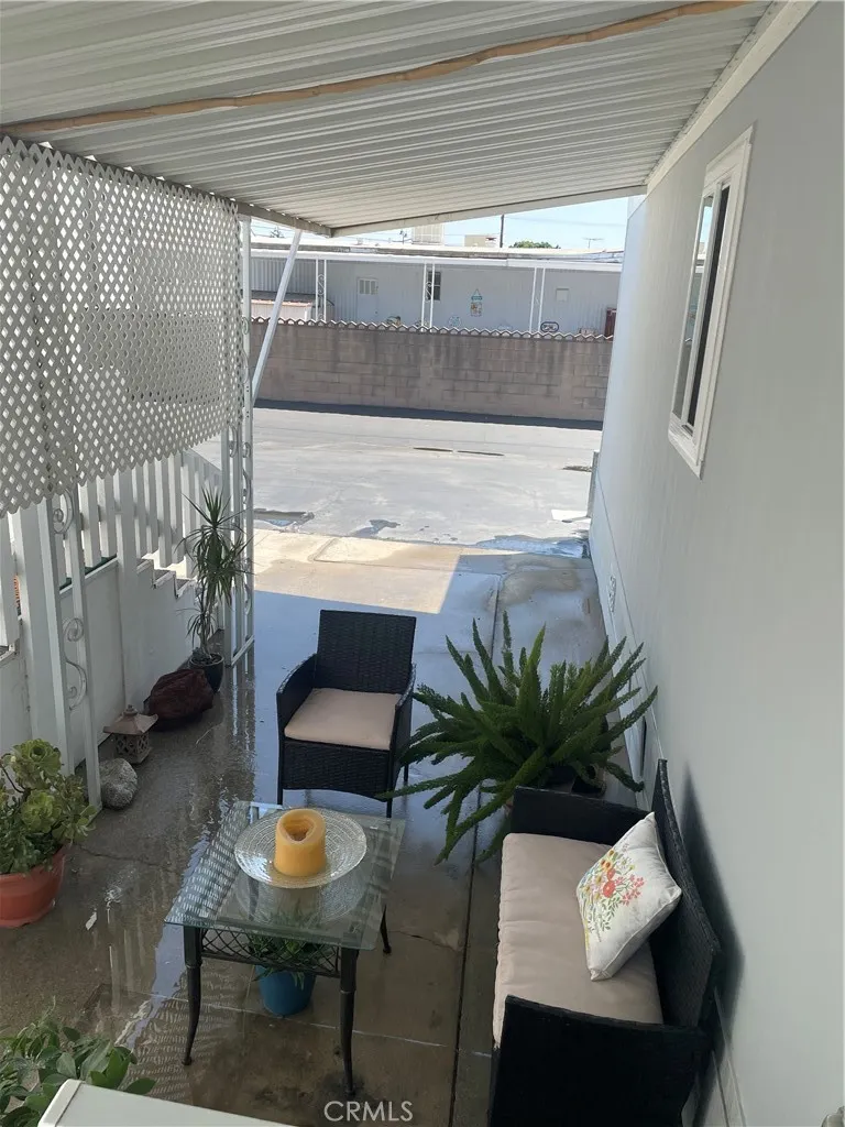1020 BRADBOURNE Avenue, #4