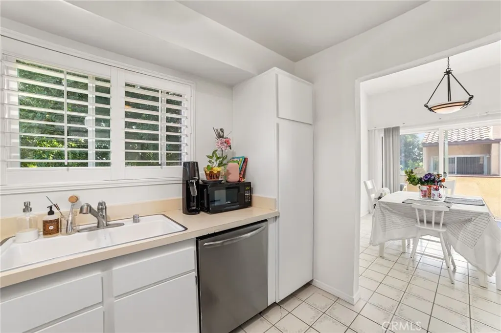 9341 E Shadowood Drive, #E