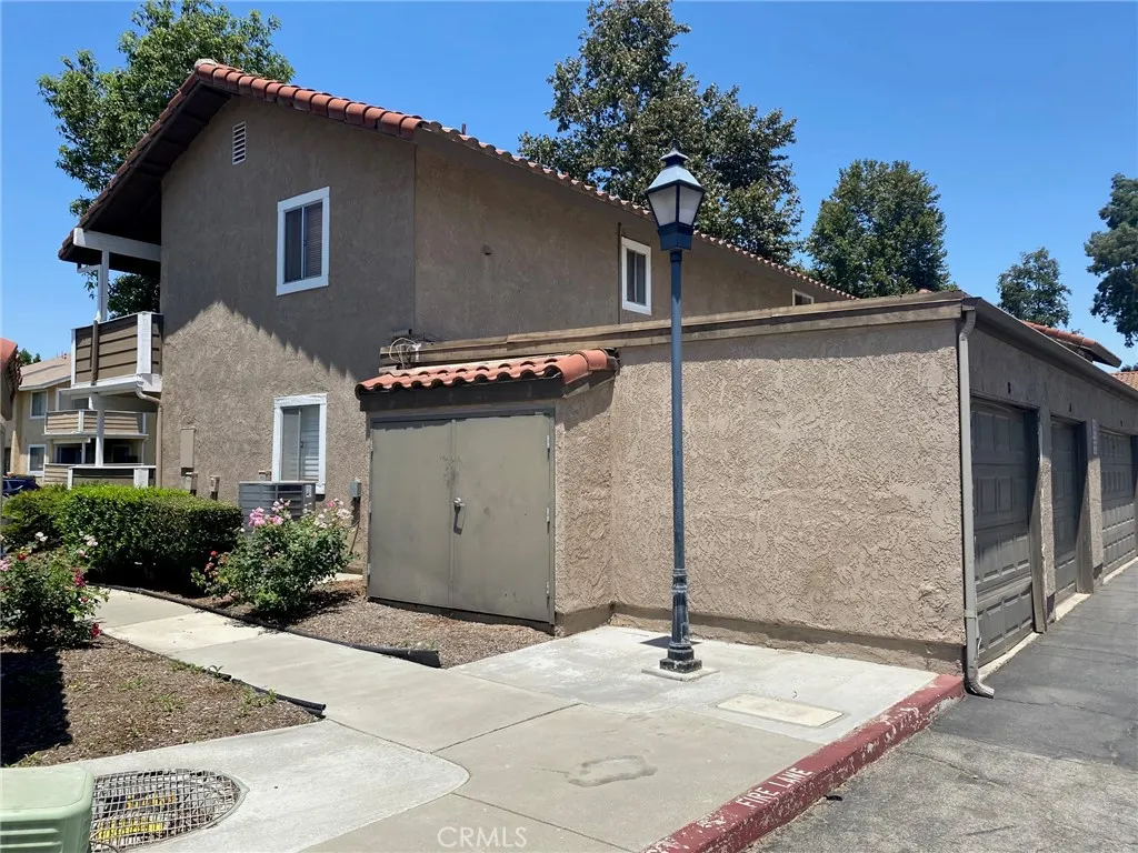 3702 Oak Creek Drive, #H