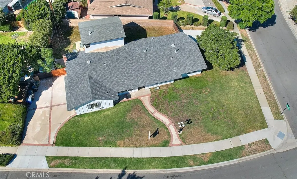 340 W Caroline Street