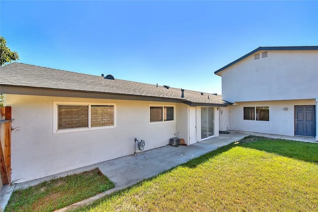 340 W Caroline Street