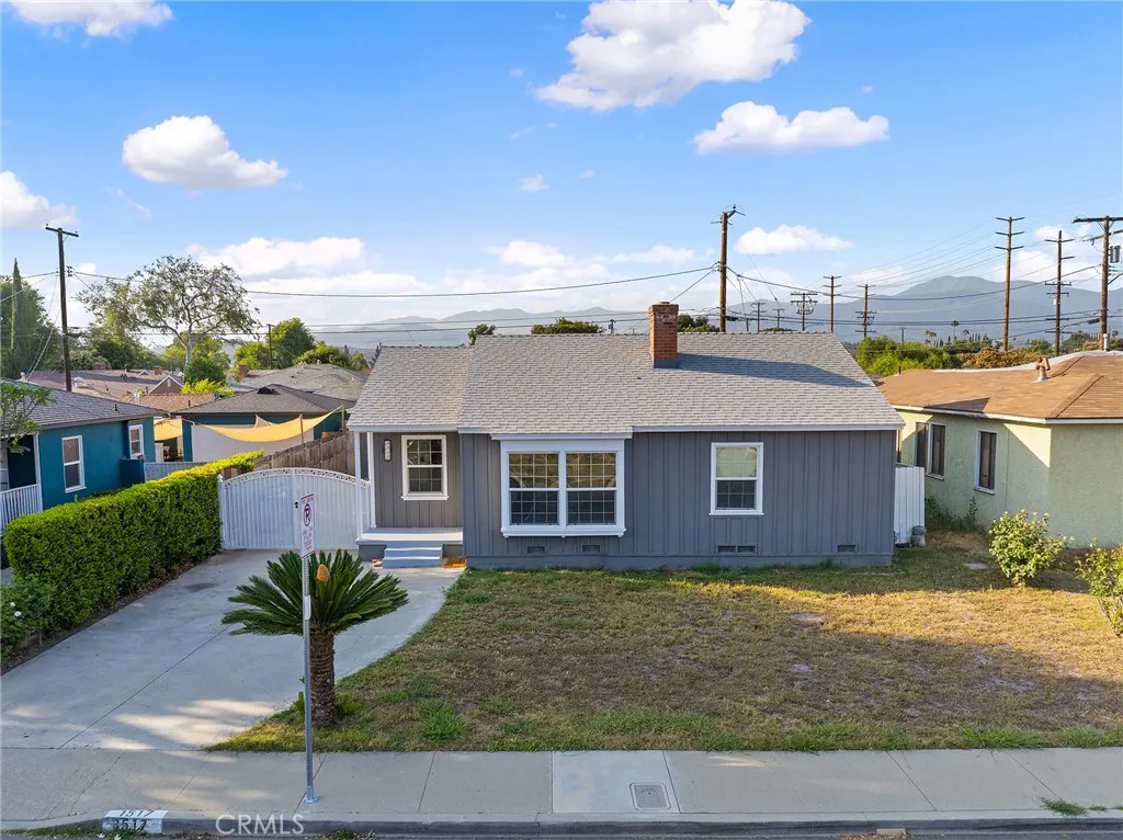 1517 W Grand Avenue