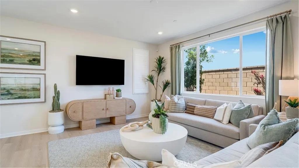 3271 Silo Paseo