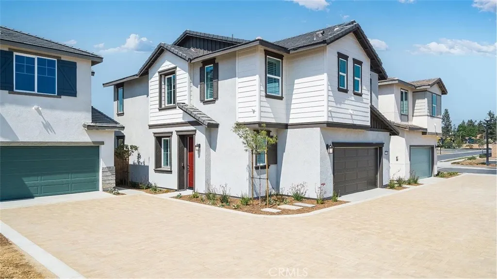 3271 Silo Paseo