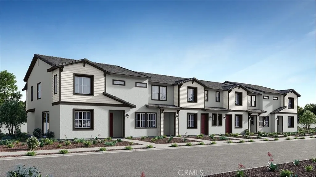 2595 Cloudview Privado
