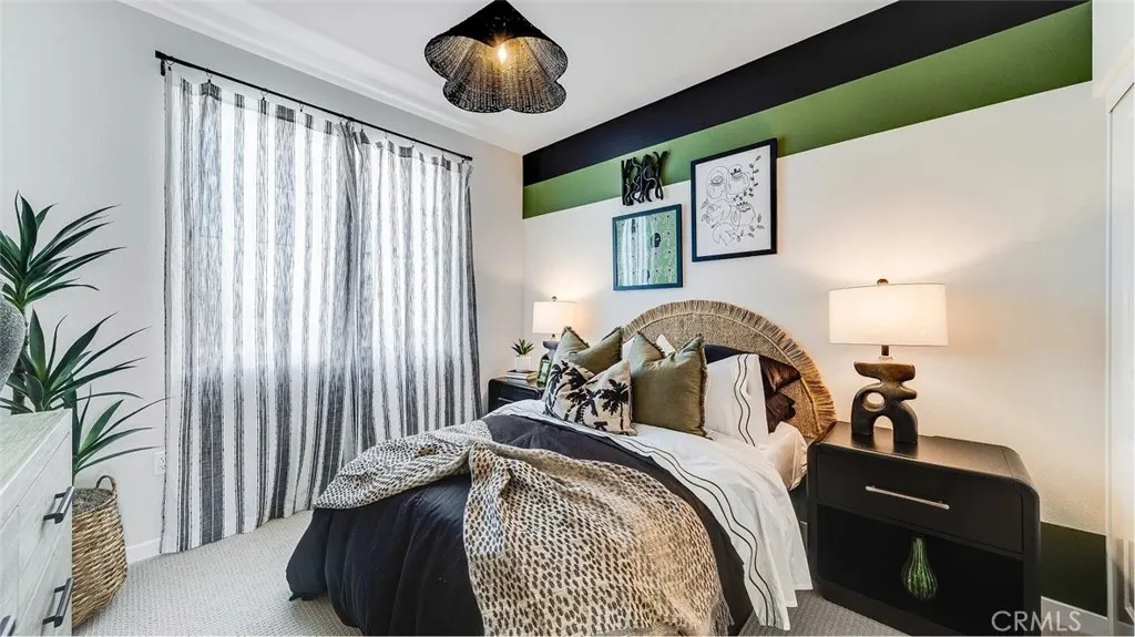 2595 Cloudview Privado
