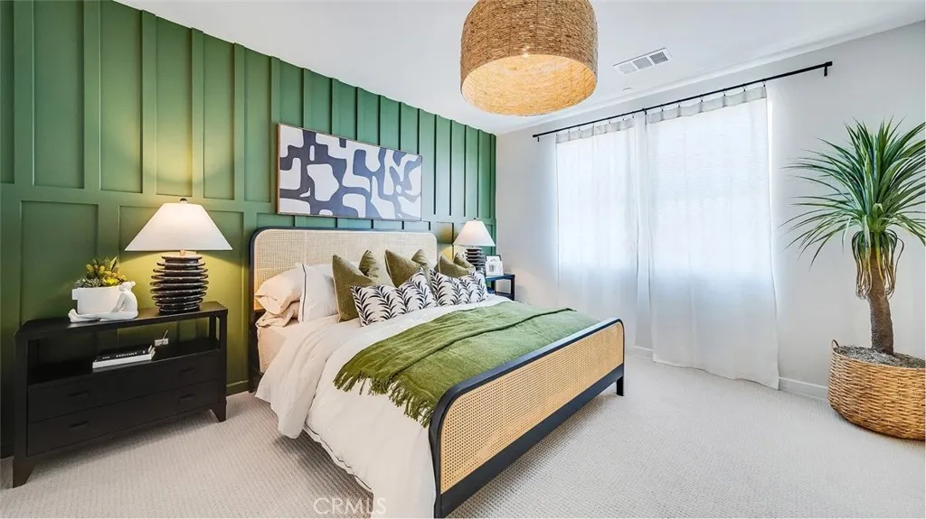 2595 Cloudview Privado