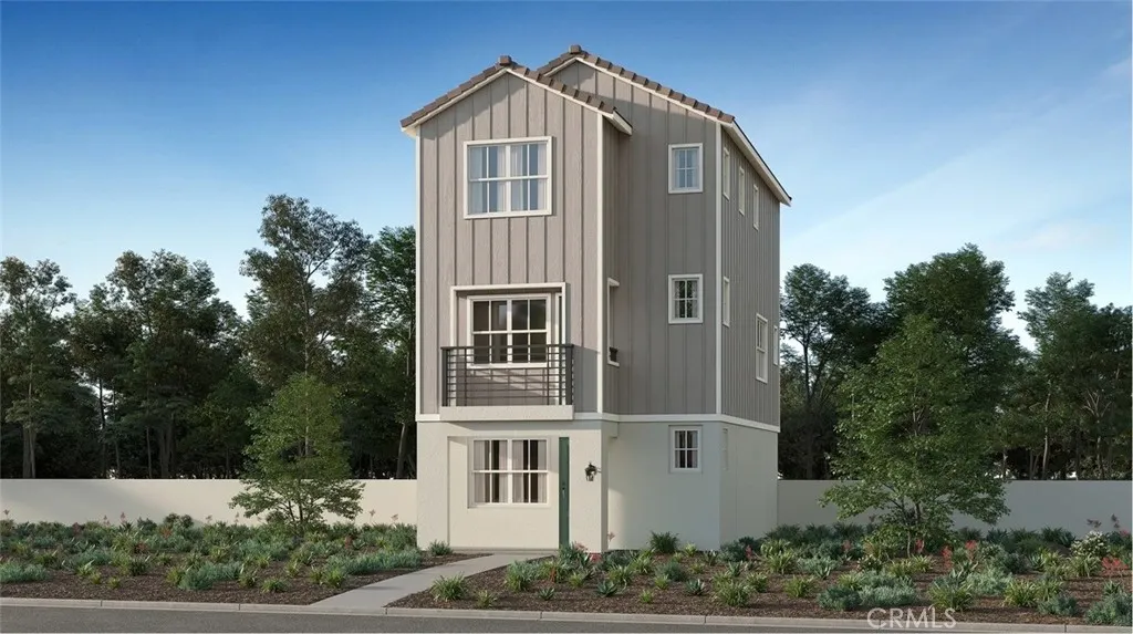 2565 E Lincoln Paseo