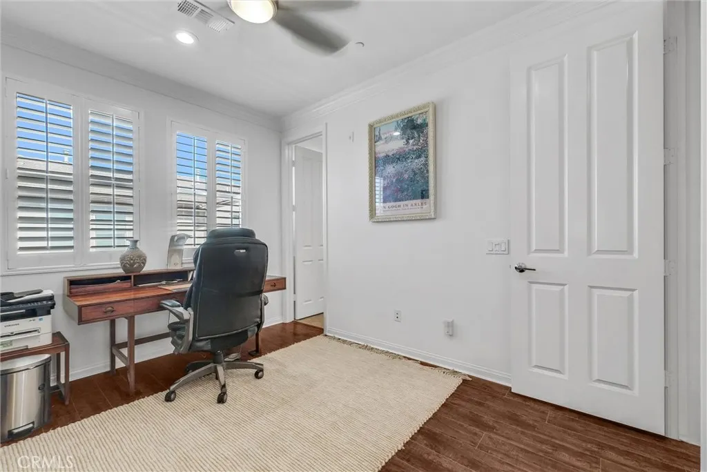 908 N Botanica Lane, #B