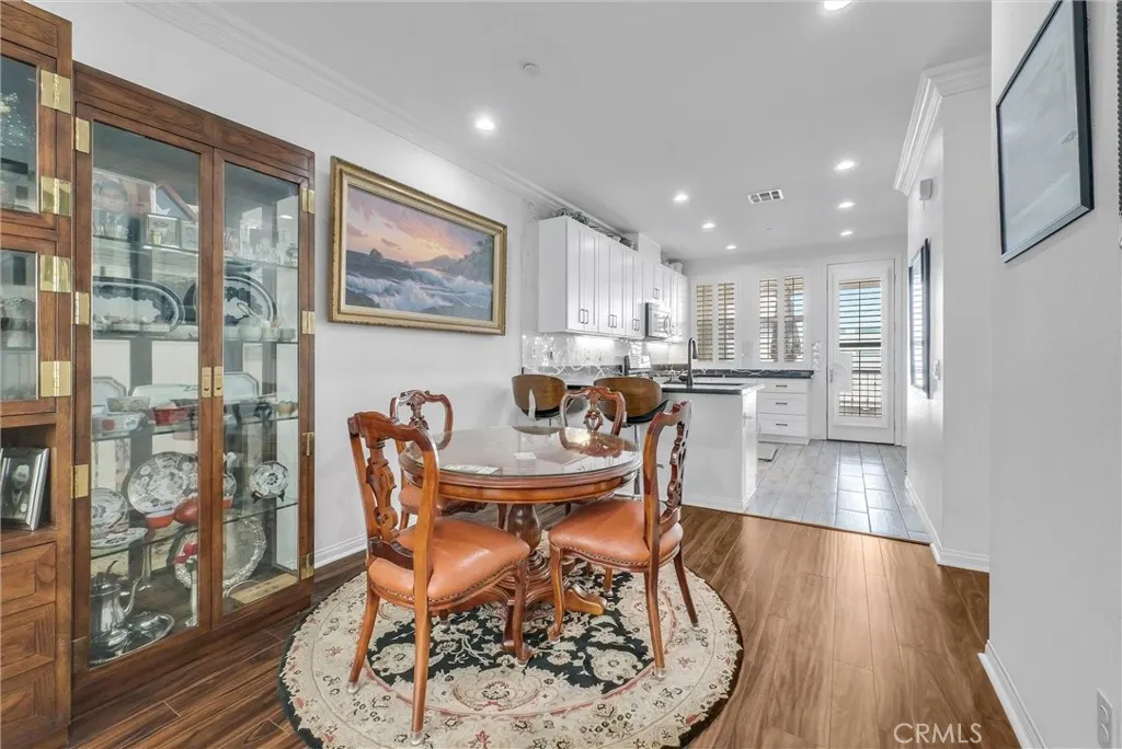 908 N Botanica Lane, #B