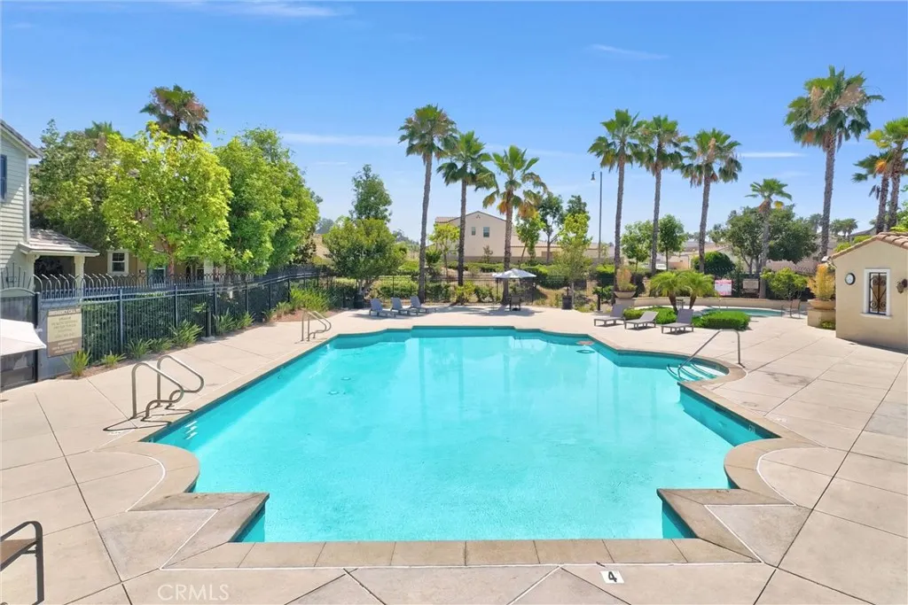 908 N Botanica Lane, #B