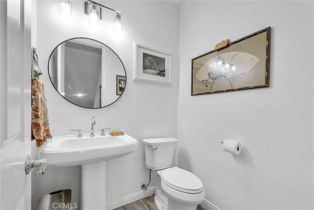 908 N Botanica Lane, #B