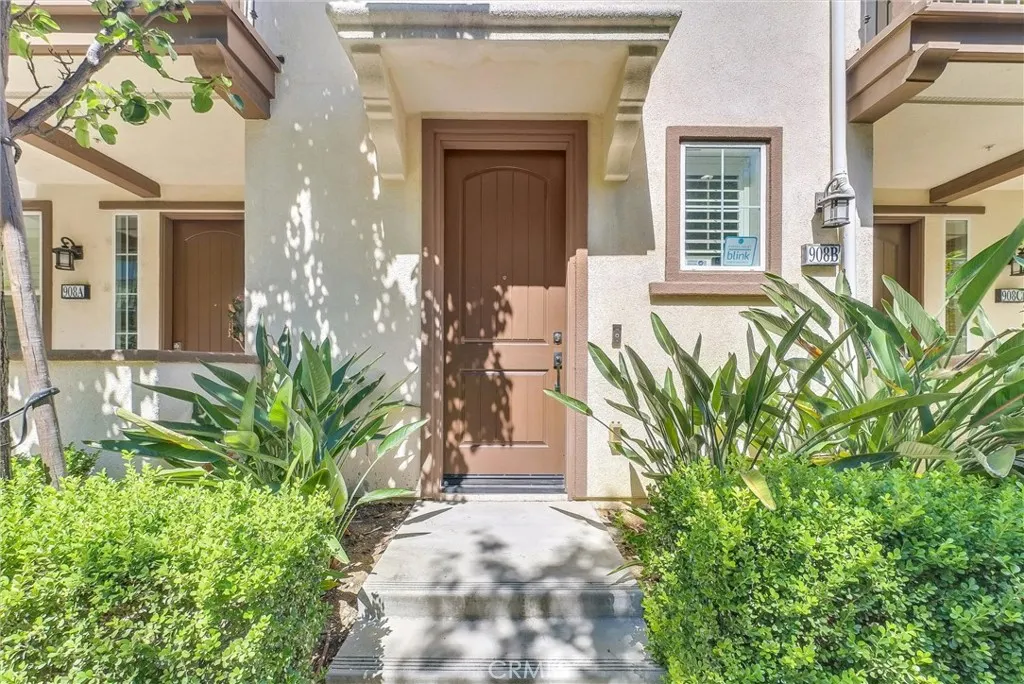 908 N Botanica Lane, #B