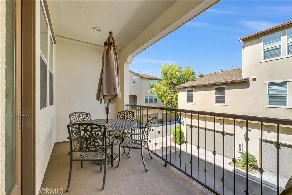 908 N Botanica Lane, #B