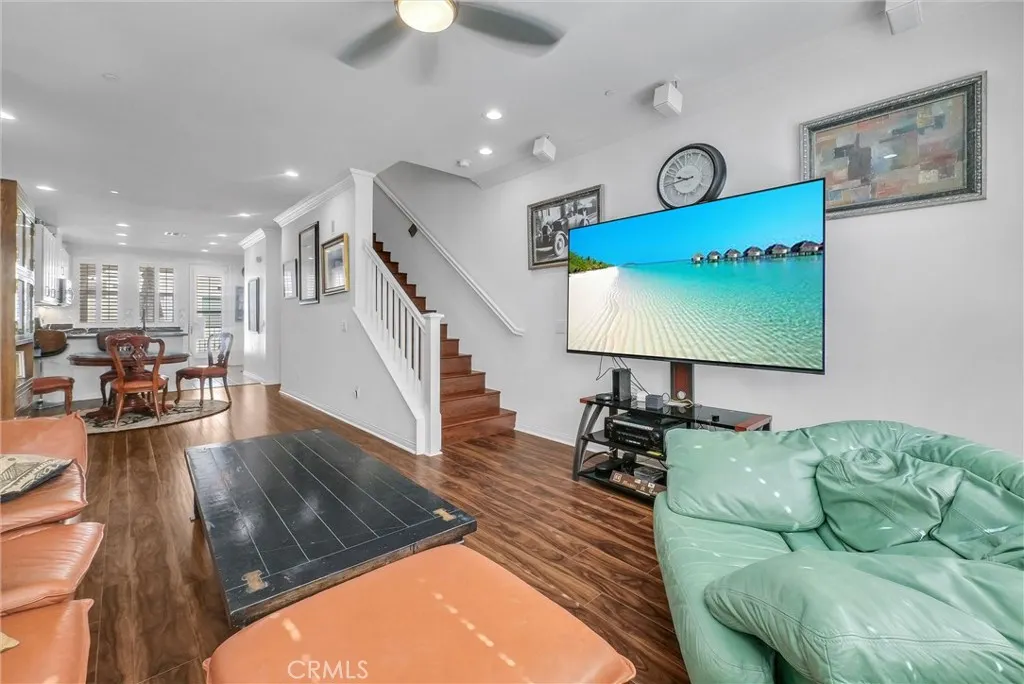 908 N Botanica Lane, #B