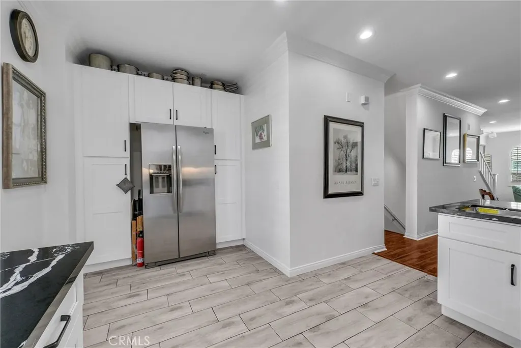 908 N Botanica Lane, #B