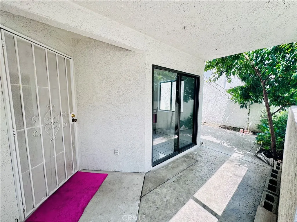 343 Park Shadow Court