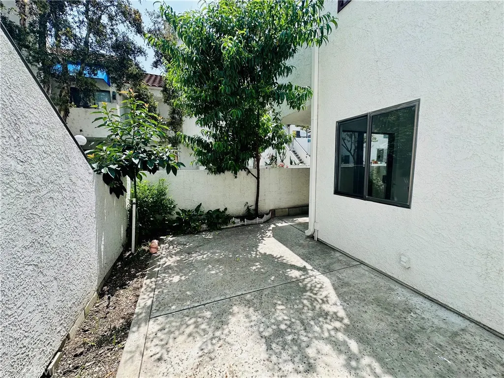 343 Park Shadow Court